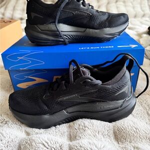 Brooks Black Glycerin GTS22